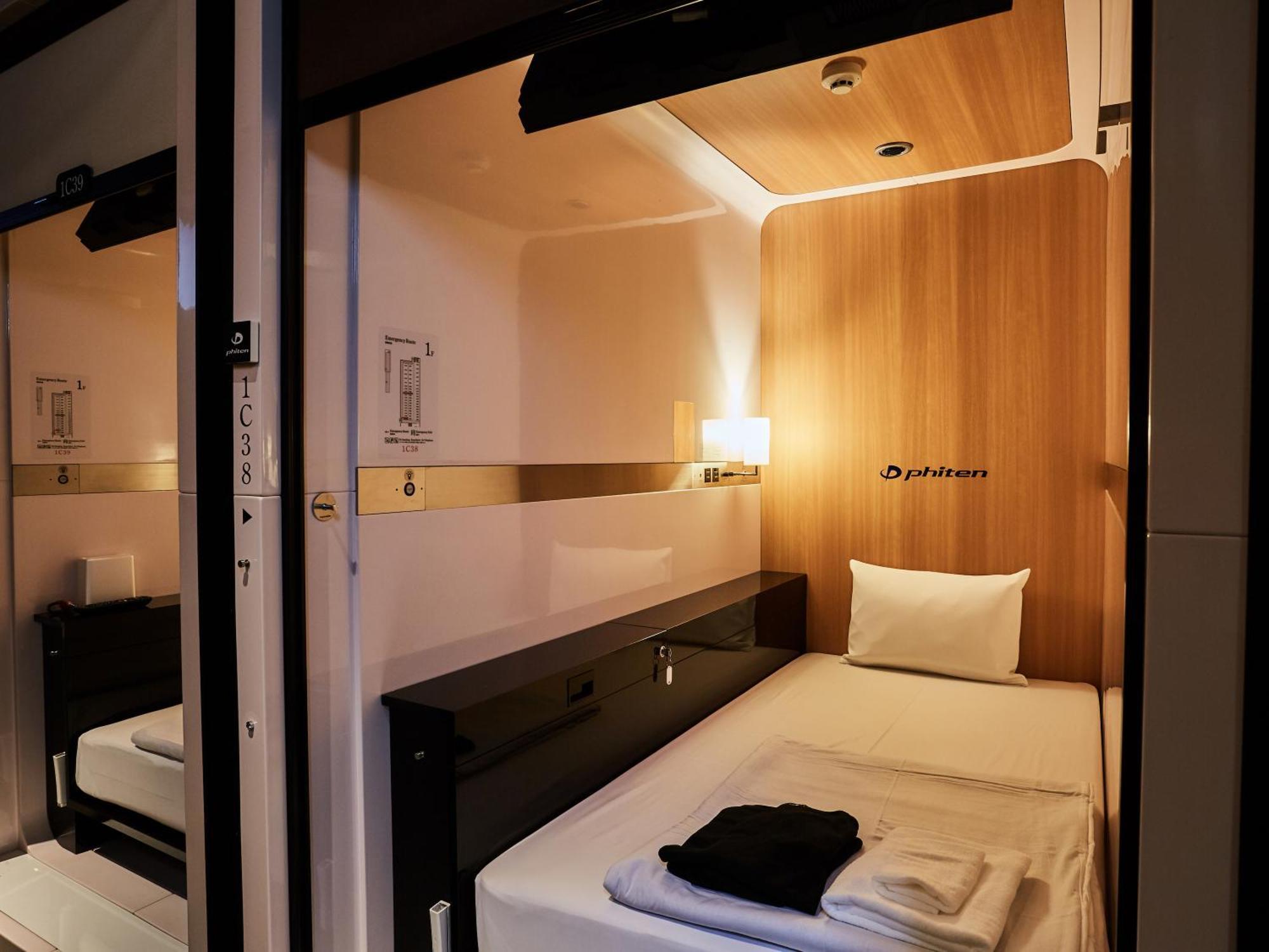 Capsule hotel Firstcabin Nijojo *
